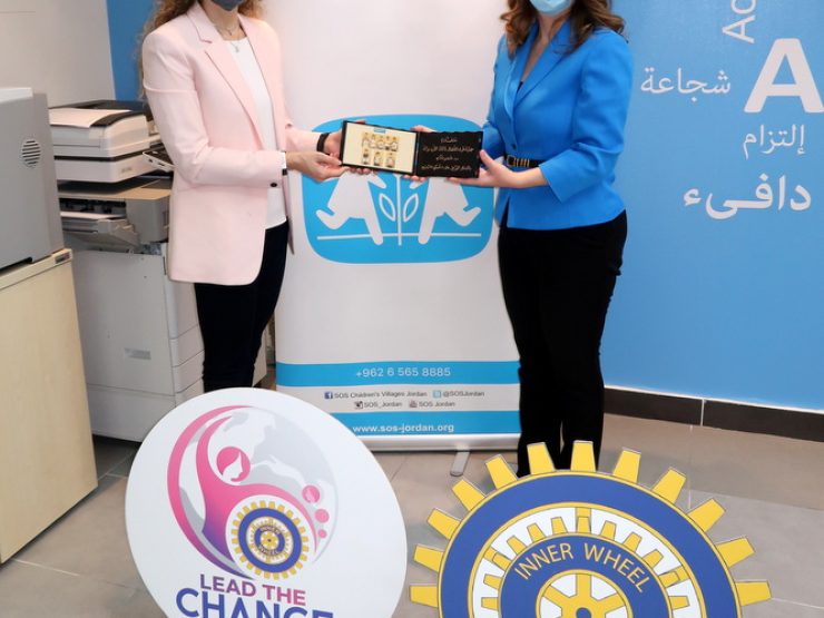1-Mrs. Nancy Afram, Director of SOS Children’s Villages, presented the SOS shield to Mrs. Chehabi in appreciation of their generous donation.
