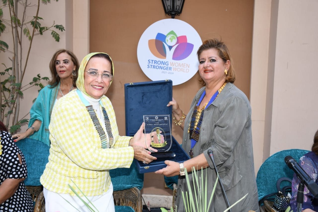 Chairman of D95 21-22 ,Mrs Hala Hagras with the president of iwc of Zamalek _n