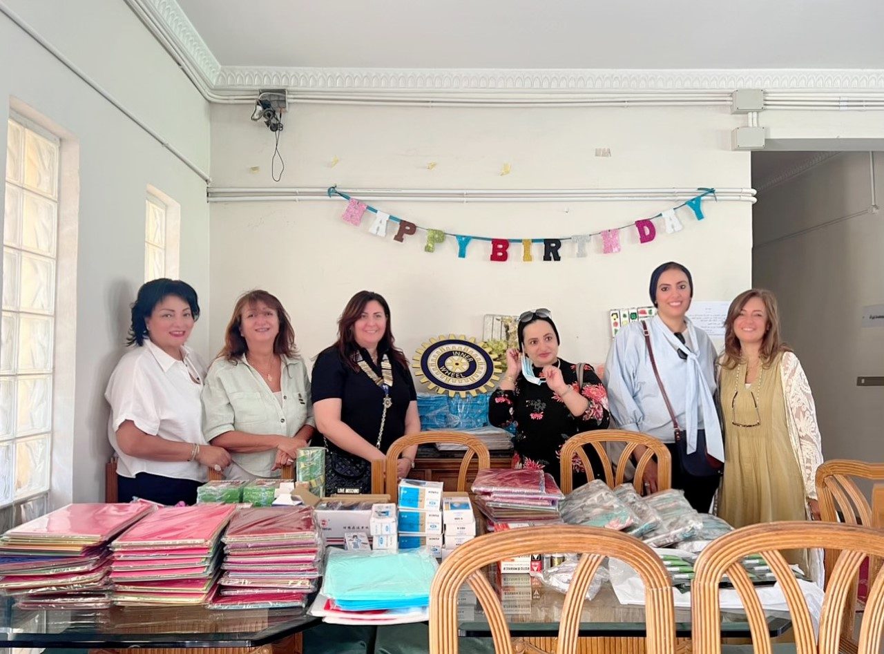 1- Members of IWC of Giza at Green Sunbulah Shelter at the Fifth Settlment