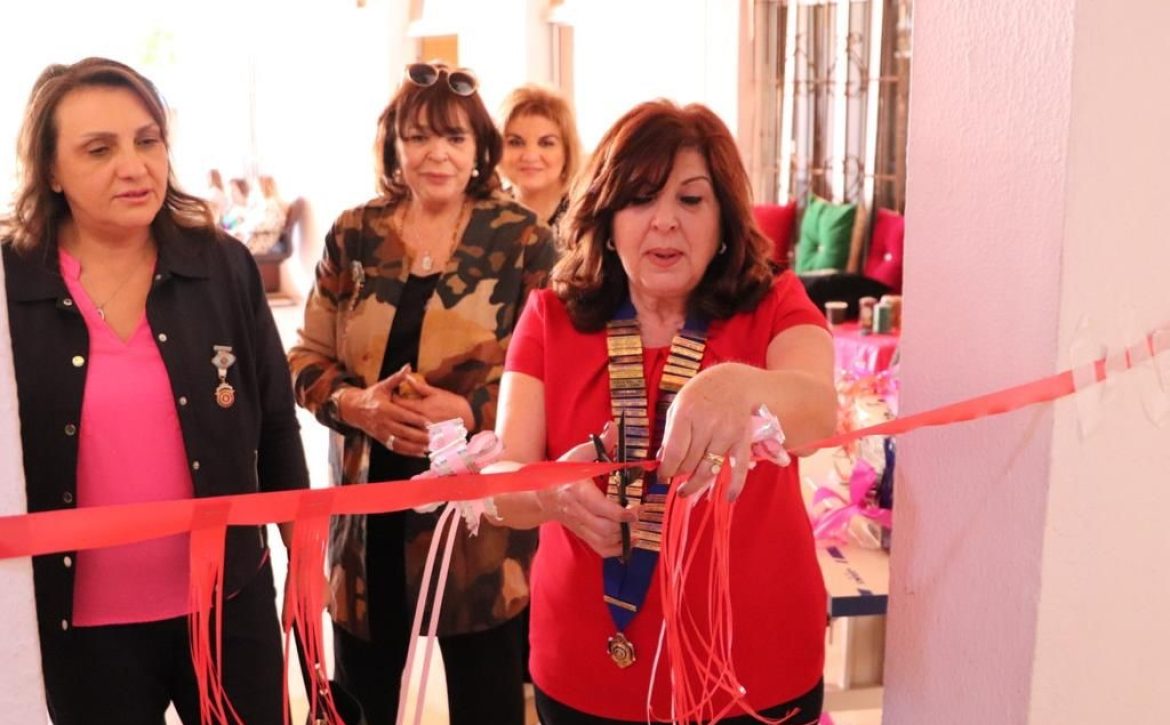 1-The NR of the Ms. Suzan Al-Kilani, club President Mrs. Vivian Anz Qaqish cut the opening ribbon
